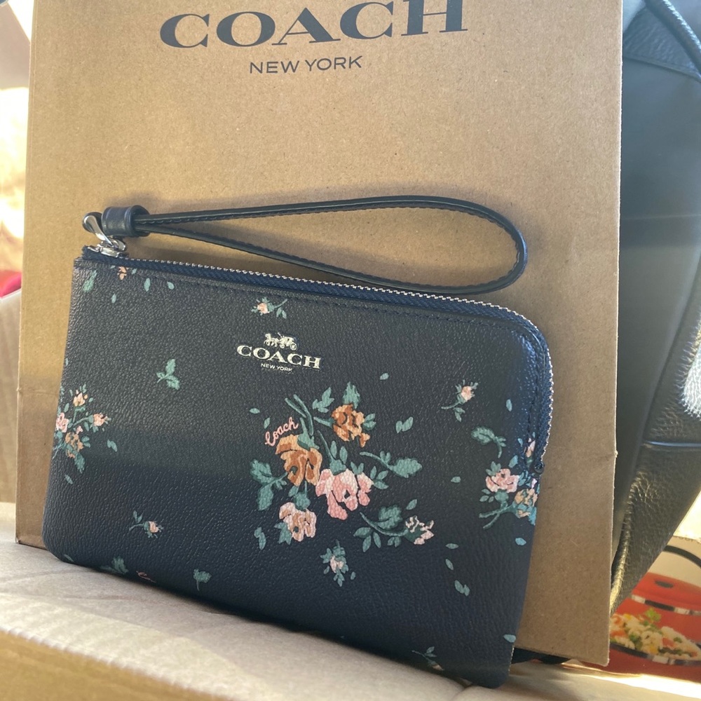 Coach Spring 2020 Wristlet